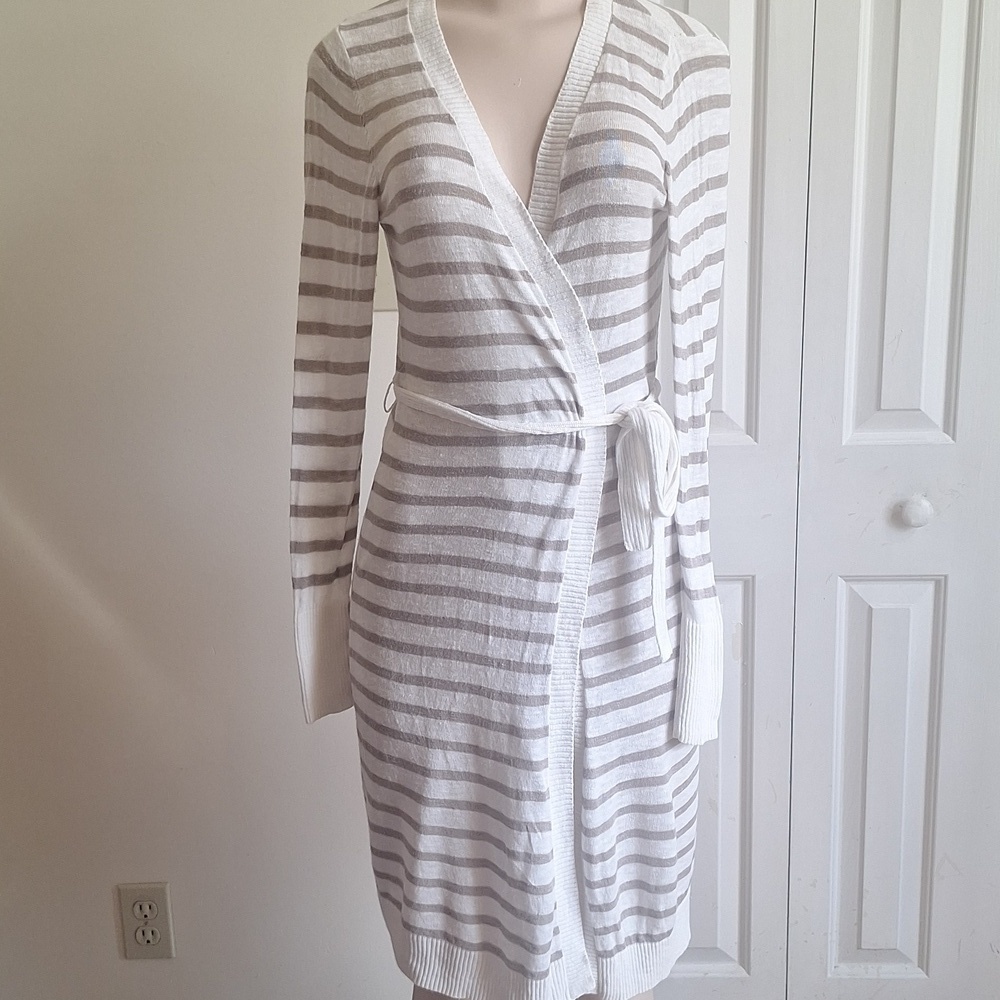 Sonoma Grey and White Striped Cardigan Size Small - Picture 2 of 14